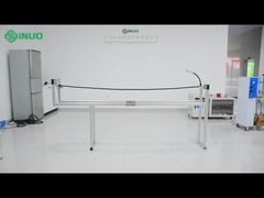 ¿Cómo funciona la toma de corriente del vehículo eléctrico en pruebas mecánicas?